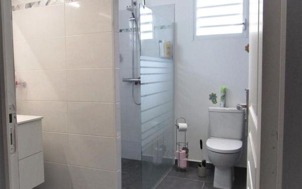 Maison à vendre    9 pièces •  Sainte-Anne