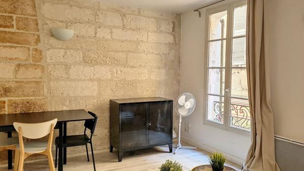 Appartement à louer    1 pièce •    Avignon