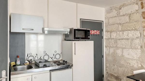Appartement à louer    1 pièce •    Avignon