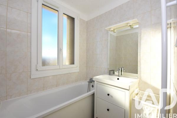 Appartement à vendre 4 pièces 63 m² Vénissieux