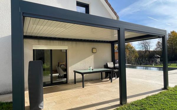 Maison à vendre    6 pièces • 170 m2 Mont-sous-Vaudrey