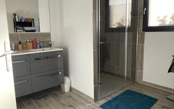 Maison à vendre    6 pièces • 170 m2 Mont-sous-Vaudrey