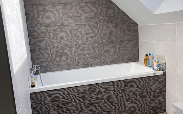 Maison à vendre    6 pièces • 170 m2 Mont-sous-Vaudrey