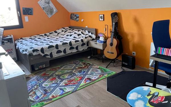 Maison à vendre    6 pièces • 170 m2 Mont-sous-Vaudrey