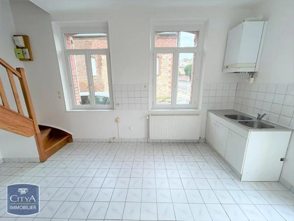 Maison à louer 4 pièces 73.82m² Toulis-et-Attencourt (02250)