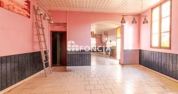 À vendre Immeuble 216 m² - Bergerac 24100