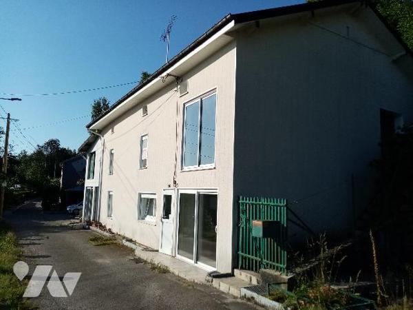 secteur très calme, maison de village de 99 m² sur 2 niveaux