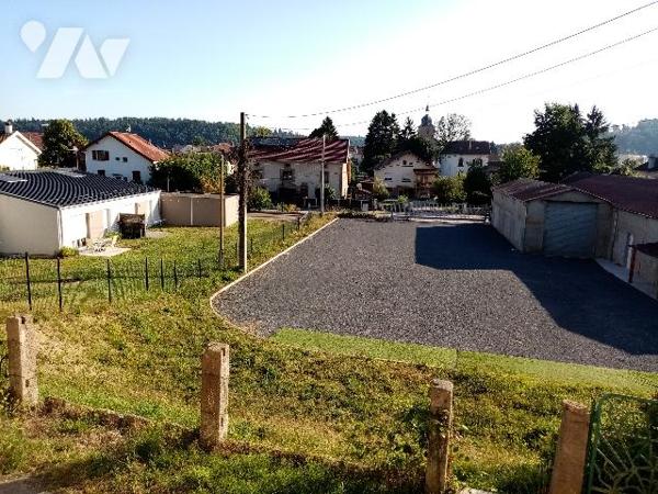 secteur très calme, maison de village de 99 m² sur 2 niveaux