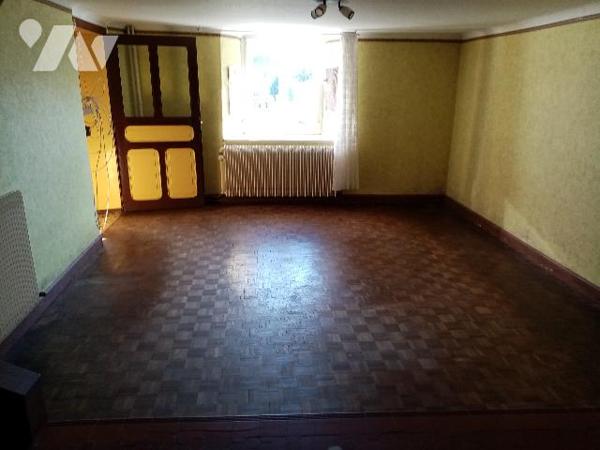 secteur très calme, maison de village de 99 m² sur 2 niveaux