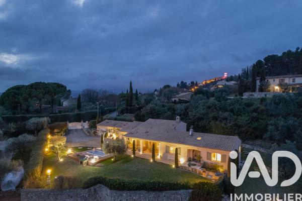 Maison à vendre 6 pièces 187,5 m² Tourrettes