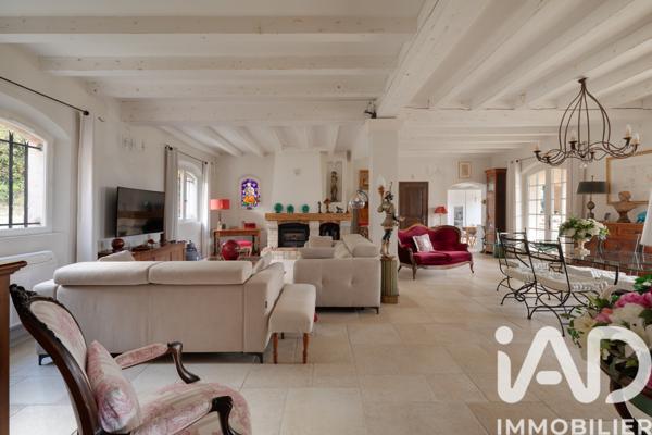 Maison à vendre 6 pièces 187,5 m² Tourrettes