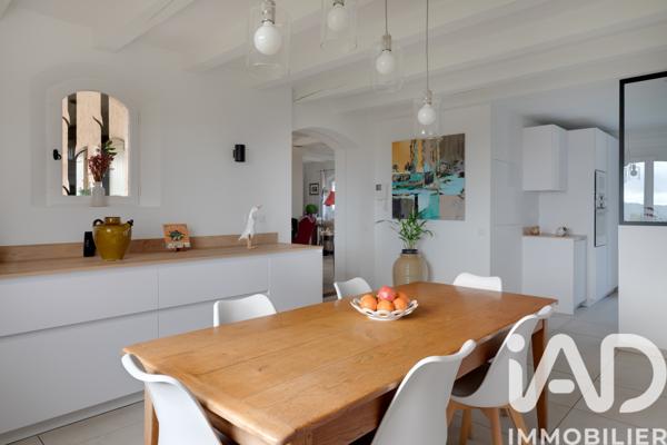 Maison à vendre 6 pièces 187,5 m² Tourrettes