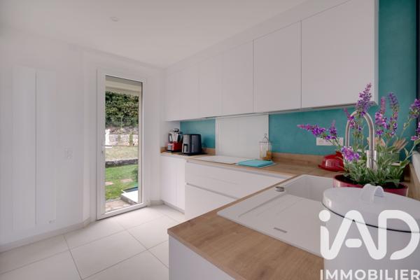 Maison à vendre 6 pièces 187,5 m² Tourrettes