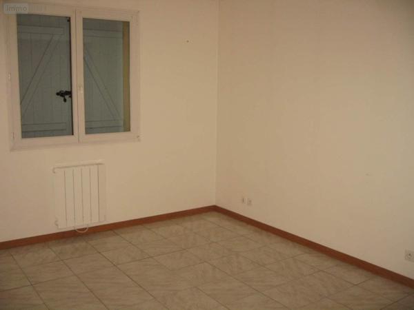 Maison à vendre à Bessé-sur-Braye dans la Sarthe (72310), ref : 101/1735