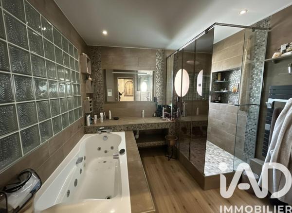 Maison à vendre 7 pièces 200 m² Nerville-la-Forêt