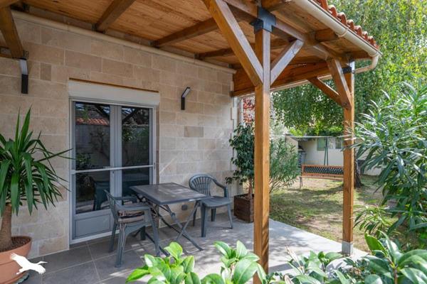 Maison à vendre 299 900 € Rochefort 5 p 118 m² DPE D