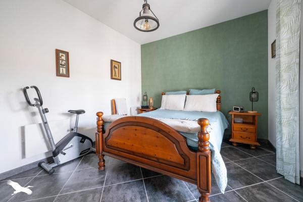 Maison à vendre 299 900 € Rochefort 5 p 118 m² DPE D