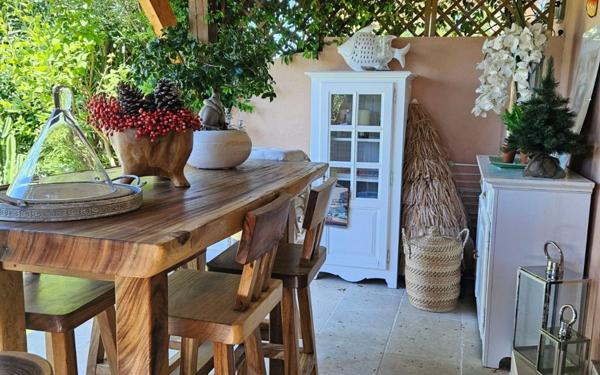 Maison à vendre    4 pièces •  Gassin