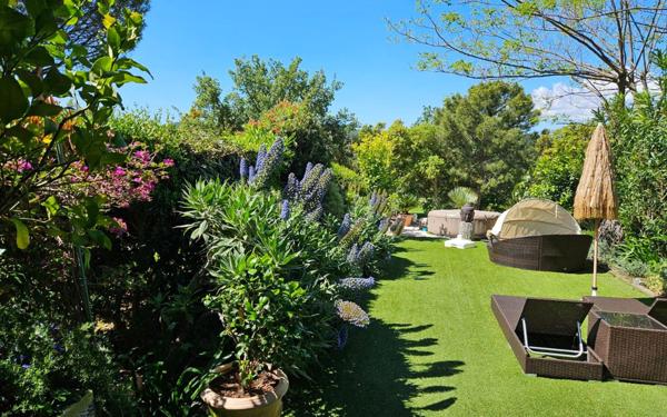 Maison à vendre    4 pièces •  Gassin