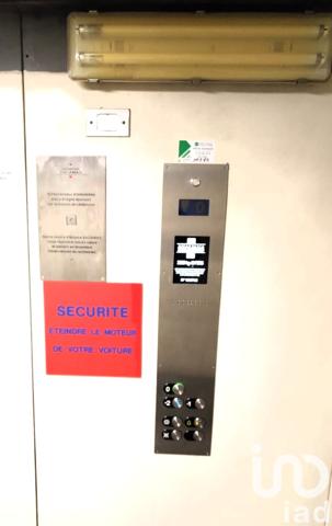 Parking à vendre 11 m² Paris 17