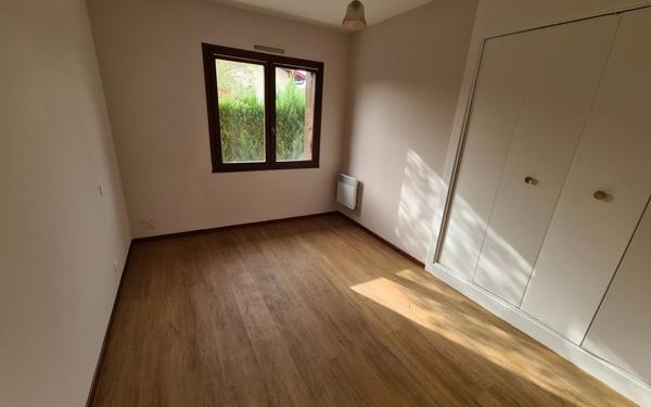 Maison à louer    4 pièces • 81 m2 Tartas