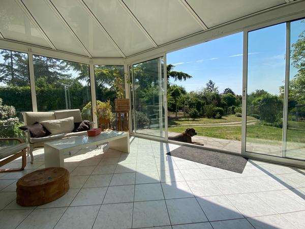 Mézières-en-Drouais (28500) Maison familiale 5 pièces – 107 m² – Terrain 1 600 m² – Garage double – Mézières-en-Drouais