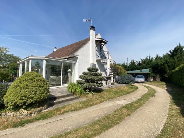 Mézières-en-Drouais (28500) Maison familiale 5 pièces – 107 m² – Terrain 1 600 m² – Garage double – Mézières-en-Drouais