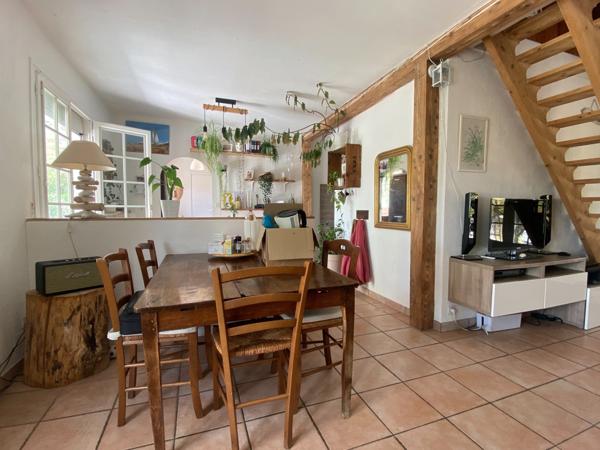 Mézières-en-Drouais (28500) Maison familiale 5 pièces – 107 m² – Terrain 1 600 m² – Garage double – Mézières-en-Drouais