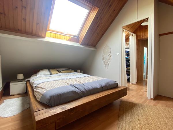Mézières-en-Drouais (28500) Maison familiale 5 pièces – 107 m² – Terrain 1 600 m² – Garage double – Mézières-en-Drouais