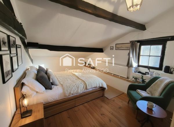 Maison de charme avec piscine et camping familial