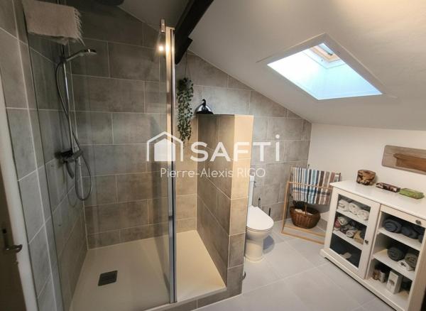 Maison de charme avec piscine et camping familial