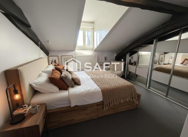 Maison de charme avec piscine et camping familial