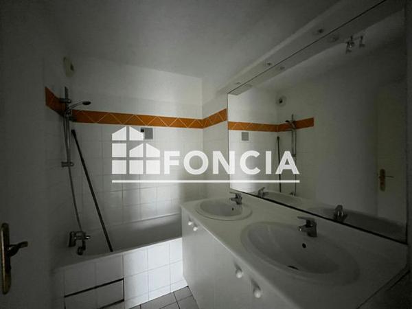 Location Appartement 3 pièces 63.9 m² - 49 RUE DU MARECHAL LIAUTEY Coulounieix Chamiers 24660