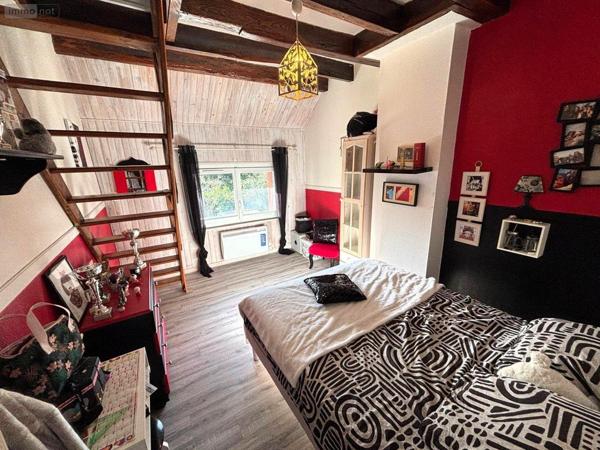 Maison à vendre à Souppes-sur-Loing en Seine-et-Marne (77460), ref : 146   
Champs sur les Bois