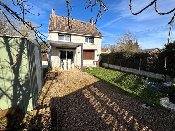 Maison à vendre à Souppes-sur-Loing en Seine-et-Marne (77460), ref : 146   
Champs sur les Bois