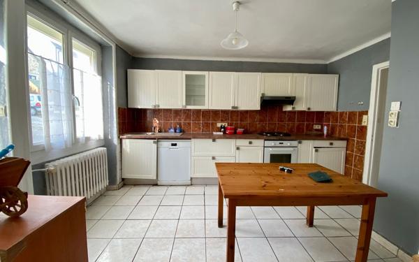 Maison à vendre    6 pièces • 120 m2 Séné