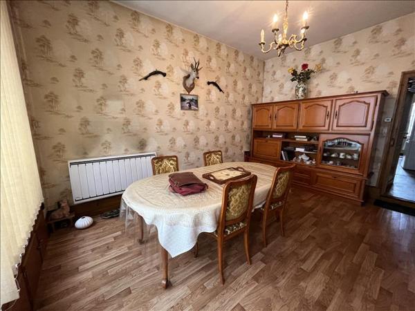 Maison à vendre |  Bourganeuf |  6 pièces | 143 m²