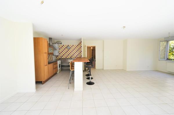 Appartement · Location Lyon (69008) 4 pièces · 86m²