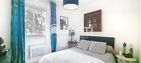 Maison R+1 T4 Surface habitable 85 m² sur un Terrain de 300 m² avec garage et places de parking privées.