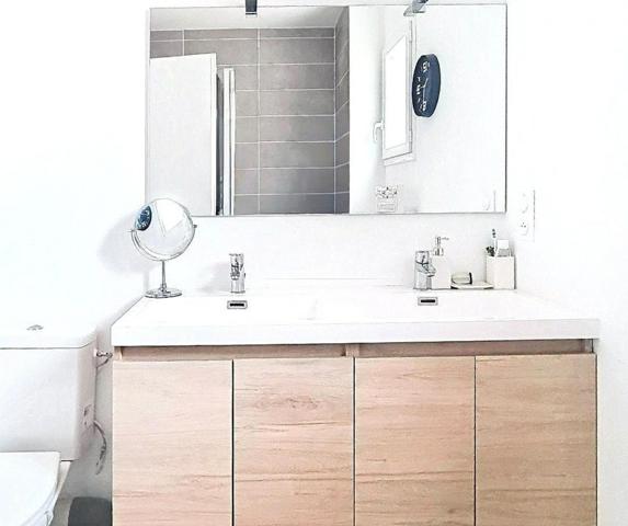 Maison R+1 T4 Surface habitable 85 m² sur un Terrain de 300 m² avec garage et places de parking privées.