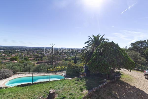 Maison traditionnelle de 193 m²