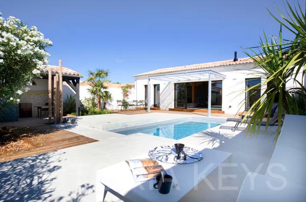 Maison avec piscine et garage à vendre - Sainte Marie de Ré