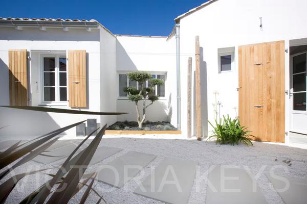 Maison avec piscine et garage à vendre - Sainte Marie de Ré