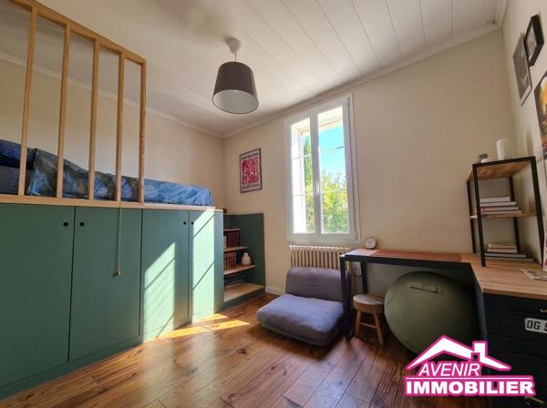 Ensemble immobilier – 2 habitations, Garage, Piscine – LACANAU