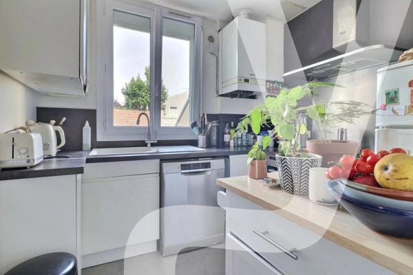Bas-Montreuil - Trois pièces - Deux chambres - 93100 Montreuil - Réf 205