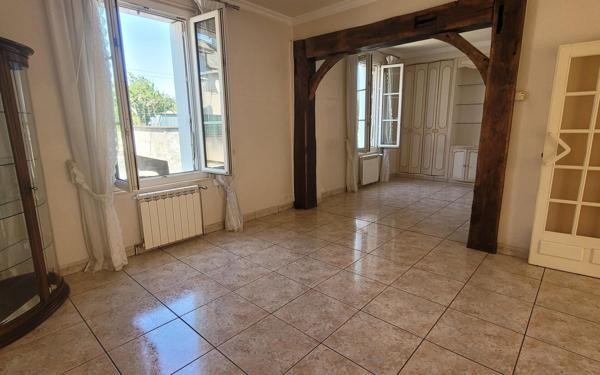 Maison à vendre    5 pièces • 140 m2 Château-Renault