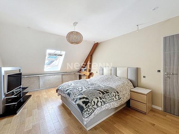 Maison Lamorlaye 7 pièce(s) 215 m2