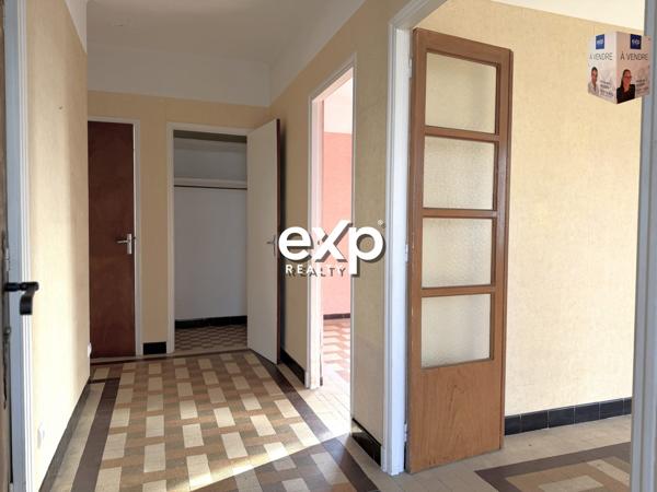 Haut de villa de type T2 /3 - 61 m² -Valbourdin