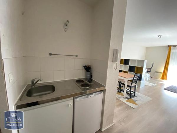 Appartement à louer 1 pièce 31.53m² Tours (37100)