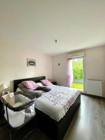 DECINES CHARPIEU : appartement 3 pièces (54 m²) à vendre avec garage